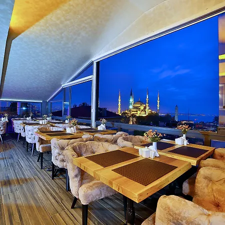 Hotel Perula & 3*