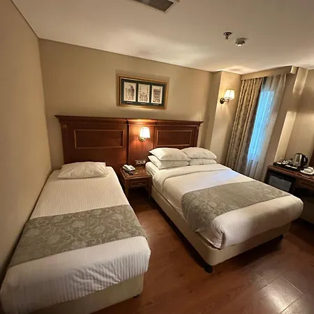 Hotel Perula &