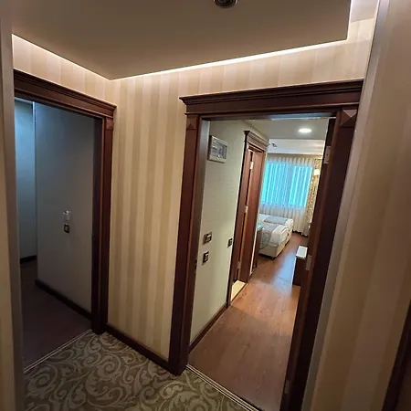 Hotel Perula &