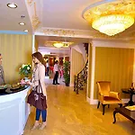 Perula & Ξενοδοχείο 3*